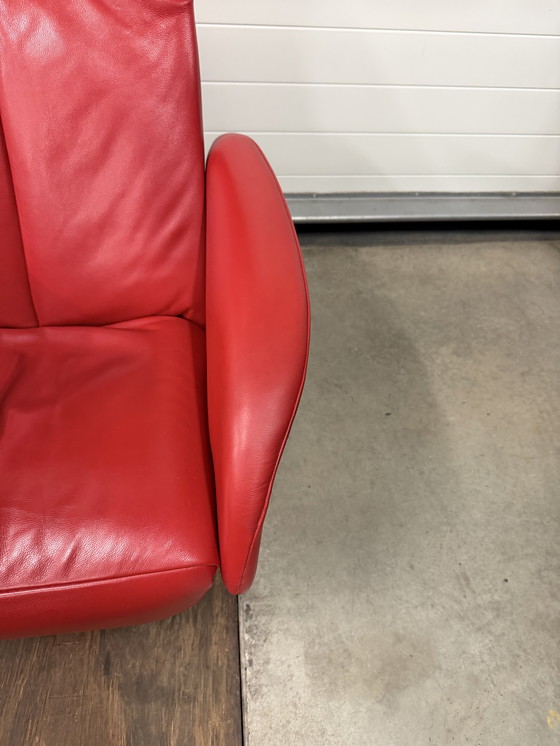 Image 1 of Poltrona reclinabile Jori Symphony Konia in pelle rossa, taglia Mini, modello Mono-move, recentissima.