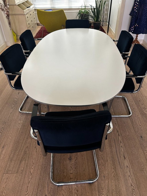 Fritz Hansen Dining Table – eettafels, Metal, lamine (photo 2 of 7)