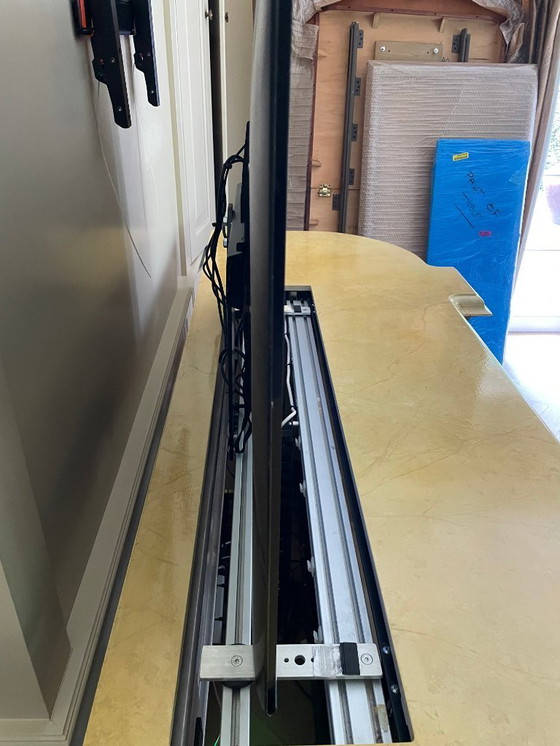 Image 1 of Clive Christian tv dressoir incl tv