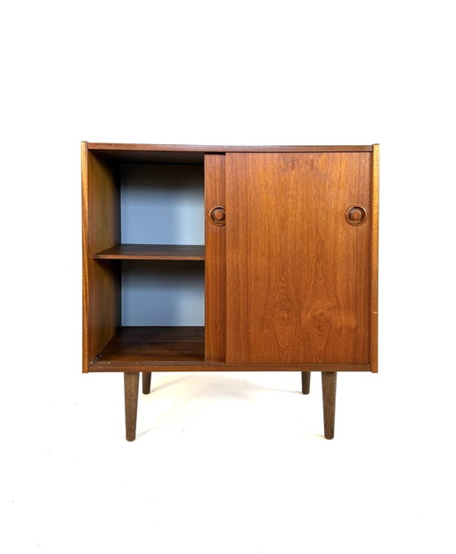 Vintage teak Danish sliding door cabinet '60