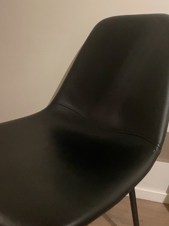 Image 1 of Mesa de salón HK con 4 sillas