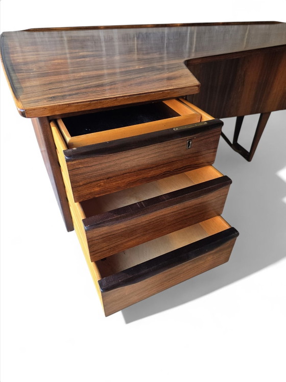 Image 1 of Peter løvig nielsen bureau