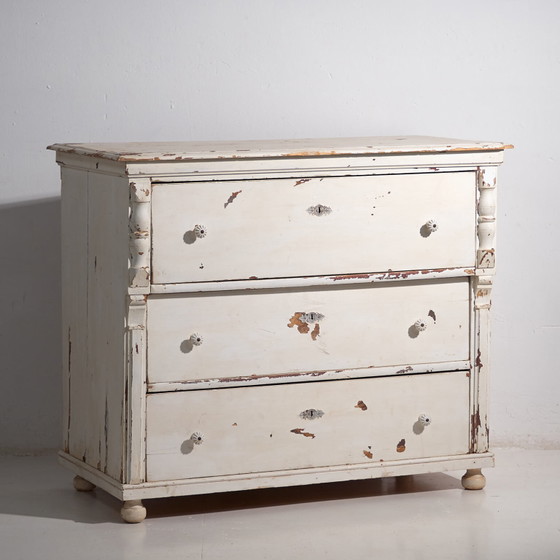 Antique white Provencal style chest of drawers (c.1920) #44 (photo 8 of 40)