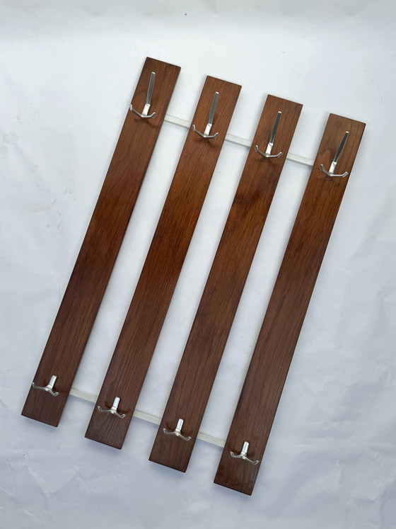 Image 1 of porte-manteau vintage du milieu du siècle | 20 crochets | Pastoe / Van Teeffelen Style | années 1960