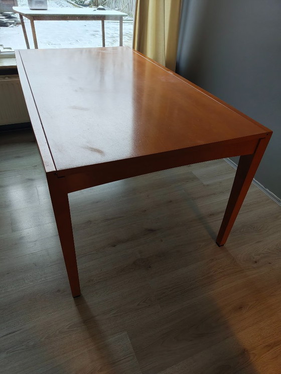 Image 1 of Leolux extendable dining table