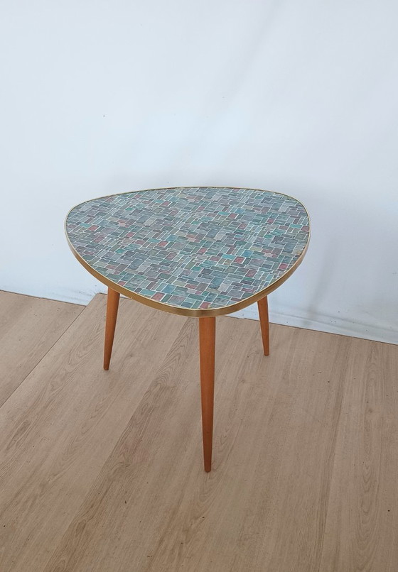 Image 1 of grande table d'appoint des années 1950