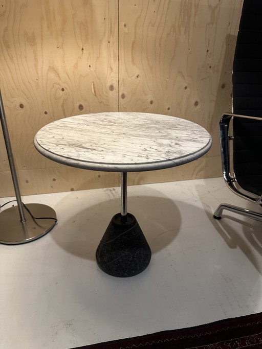 Achille Castiglioni Marmortisch für Ipaz 4.