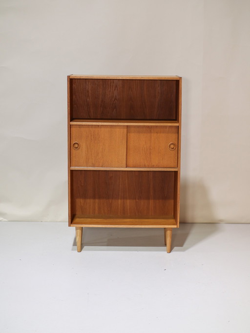 Bookcase with doors oak Danish vintage
