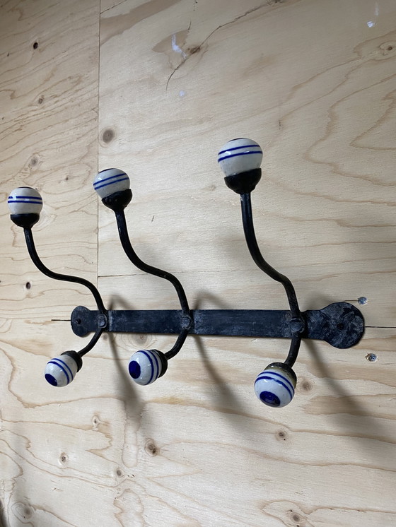 Image 1 of Antike französische Garderobe