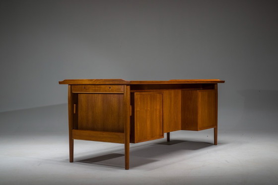 Image 1 of Schreibtisch Modell 207 aus Teakholz von Arne Vodder für Sibast, 1960er Jahre