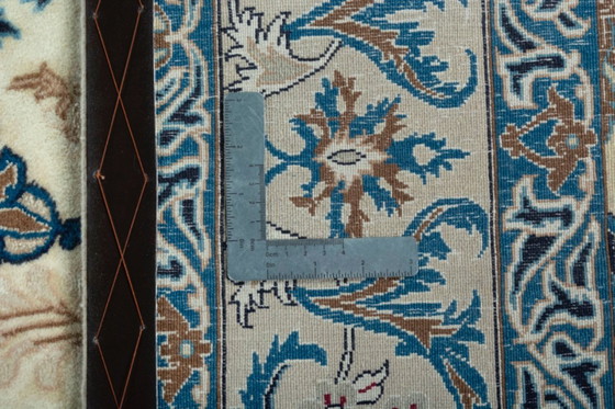 Image 1 of Handgeknüpfter Nain 9La Perserteppich mit Seidenanteil – 292 x 170 cm