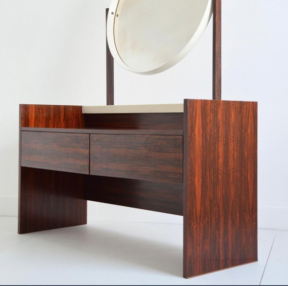 Tocador escandinavo de palisandro, Tocadores, Madera, Marrón, Mid Century Modern (foto 4 de 9)