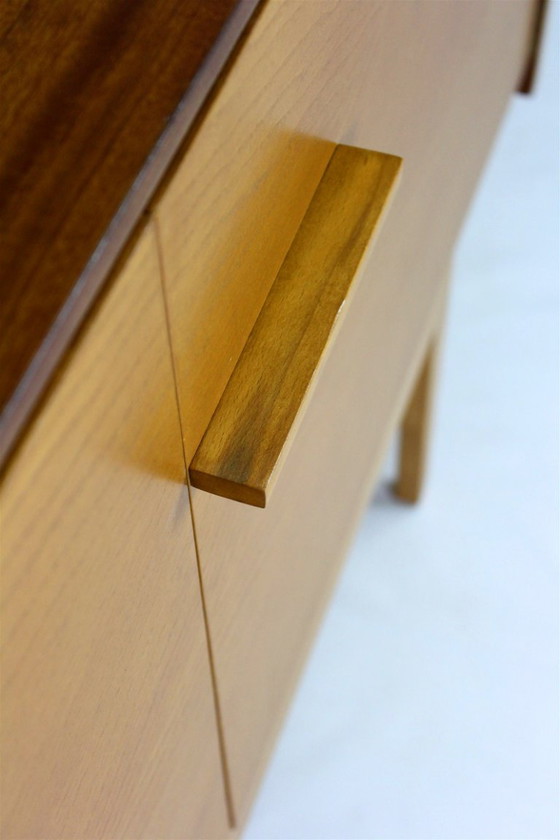 Credenza Mid-Century Modern restaurata in mogano e frassino di UP Zavody, anni '60 – Credenze, Wood (photo 13 of 24)