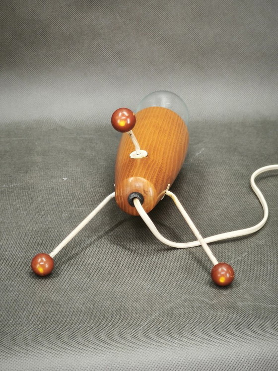 Lampe de table trépied en bois style « ère spatiale » des années 1960 avec abat-jour d'origine, – Wood (photo 5 of 10)