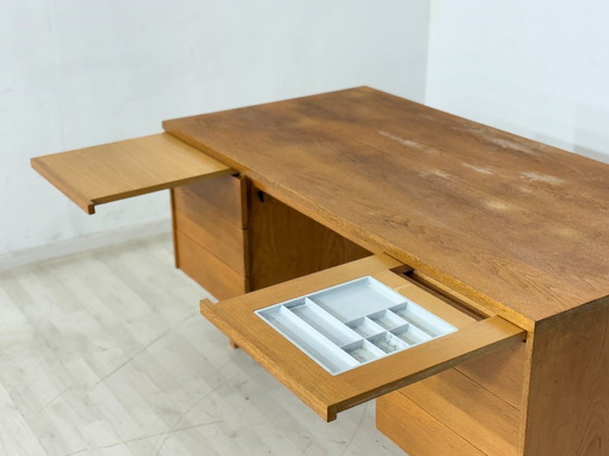 Image 1 of Magnifique classique vintage : Bureau Ikea autoportant en chêne, années 1960