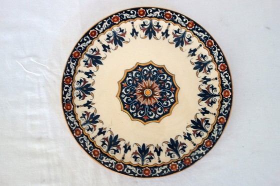 Image 1 of 2 dekorative Wandteller Gien, um 1900