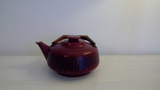 Image 1 of Keramische theepot met teakhouten handvat van Tambach Gräflich Ortenburg