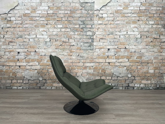 Image 1 of Artifort F511