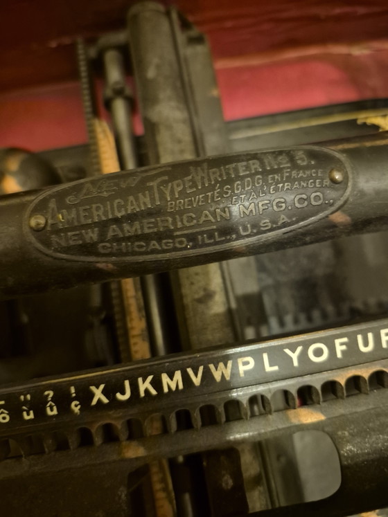 New American Typemachine – New American Mfg. Co., Decoratieve objecten, Metal, Textile (photo 10 of 11)
