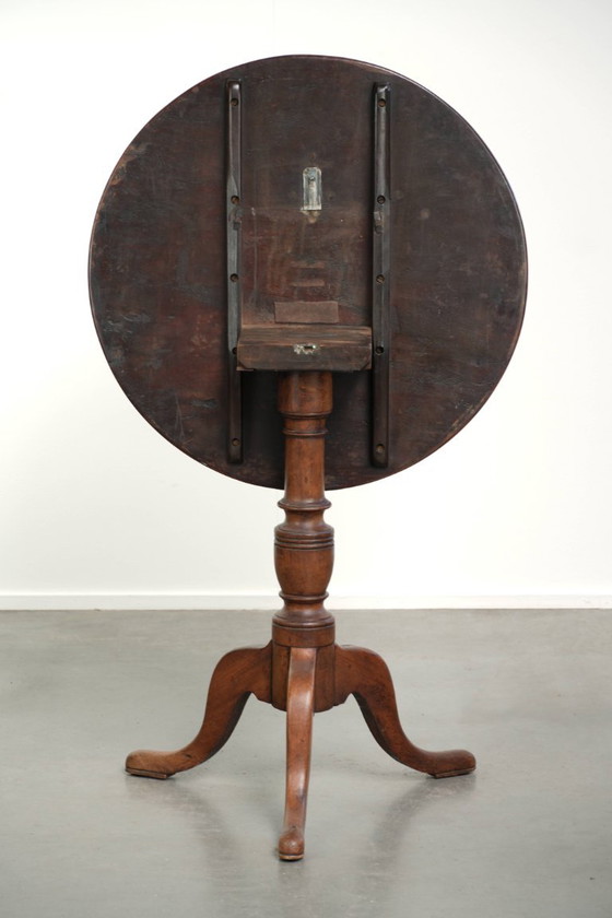 Leuke antieke Engelse tilttop tafel met zeer mooie kleuren en een prachtig patina – Bijzettafels, Wood (photo 4 of 10)
