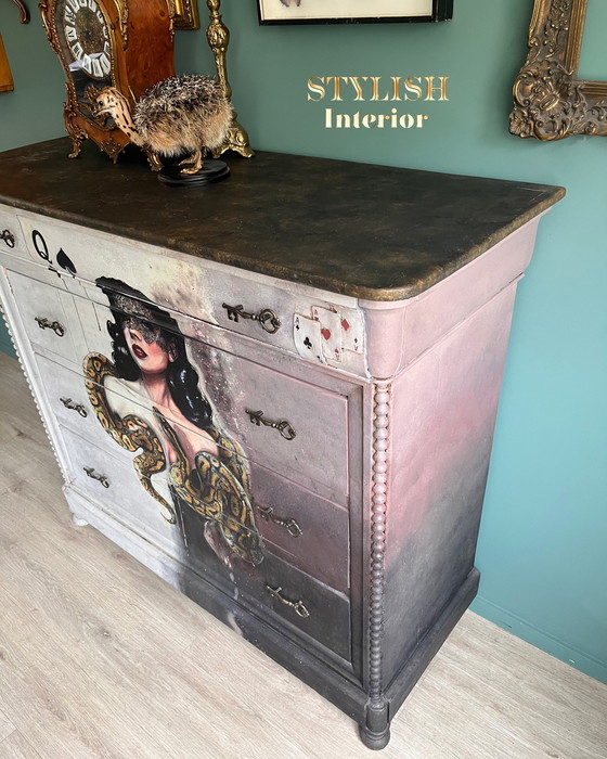 Image 1 of Cassettiera Regina di Picche