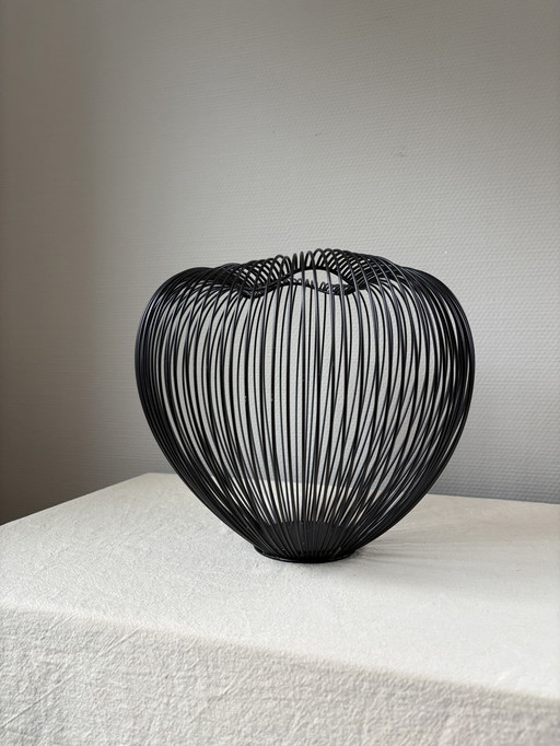 Schwarzes Design Vase Draht Stahl - Neuer Zustand