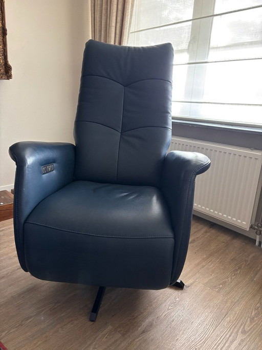Poltrona relax girevole in pelle blu (2 motori con alzata assistita)