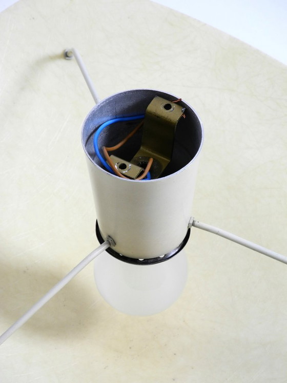 Image 1 of Bellissima e rara lampada da soffitto in fibra di vetro moderna di metà secolo