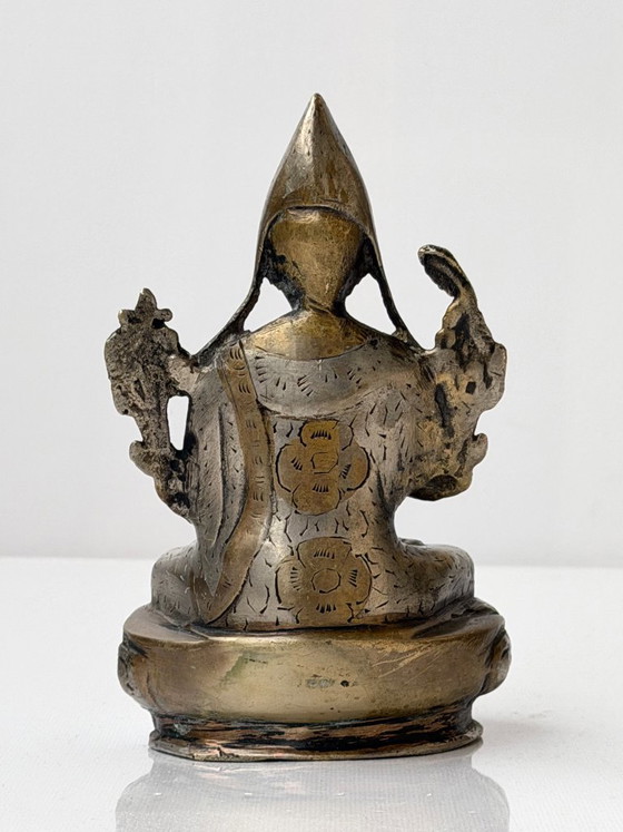 Tsongkhapa Silvered Statue Tibetan Buddhist Lama Engraved Vintage Nepal – Sculpture, Brass (photo 3 of 14)