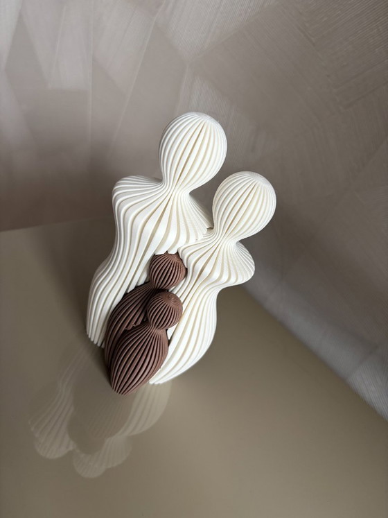 3D Geprint Familiebeeldje – Gezin Met 2 Kinderen – Wit/Bruin – Woondecoratie – Decoratieve objecten, Plastic (photo 4 of 5)