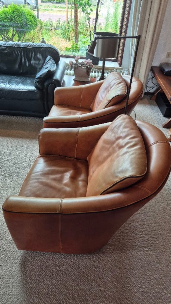 Set van 2 vintage clubstoelen van cognacbruin leer – Cuoietto Leather – Kok Wooninrichting Amersfoort (photo 19 of 19)