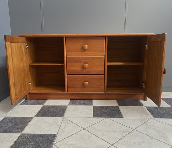 Teak Sideboard by Dyrlund Denmark – Wood, Vintage (photo 4 of 14)