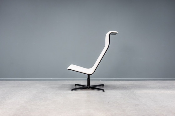 Image 1 of Tab lounge chair