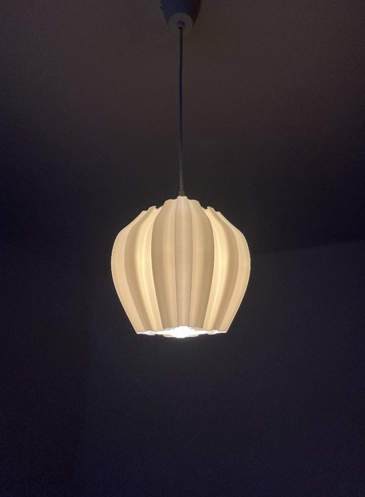 Lampada di design - LL13 Pompous - Lampada a sospensione - Materiale sostenibile