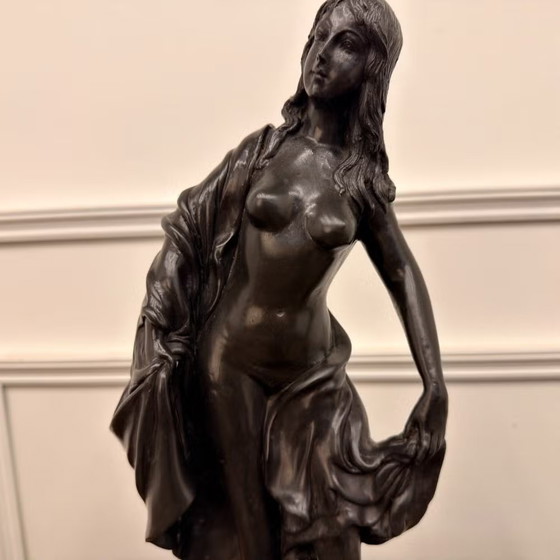 Scultura in bronzo da Amphitrite di Michel Anguier, Scrivanie, Marmo, Marrone, Barok (foto 5 di 11)