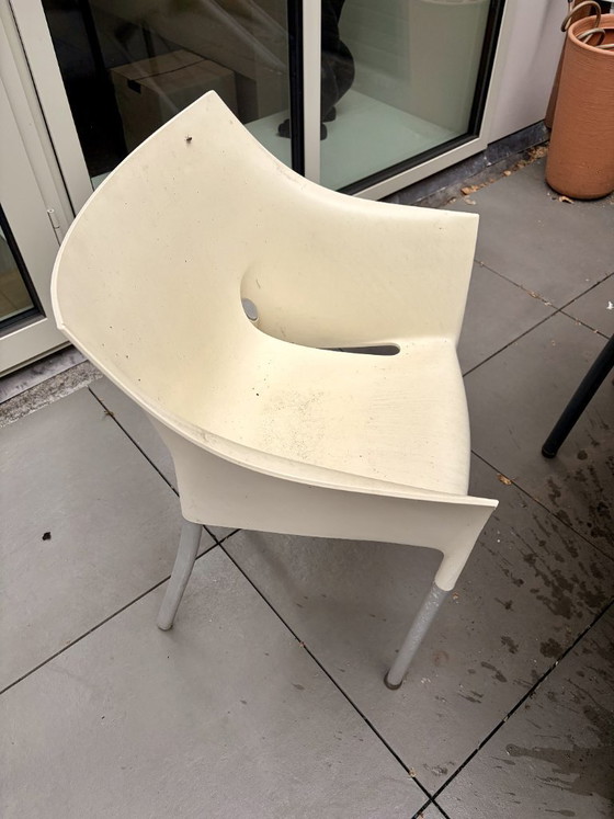 Image 1 of Garden set with 4 Kartell Dr. NO garden chairs