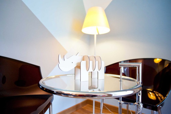 Image 1 of Nashorn-Dekoration aus Holz von Ulap Design