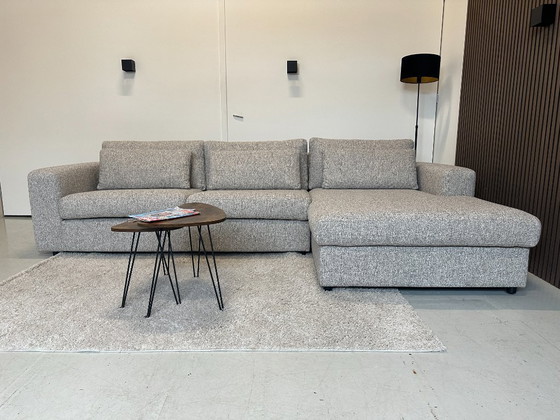 Image 1 of Sofá de muestra gris jaspeado en perfecto estado, 320x173 cm.