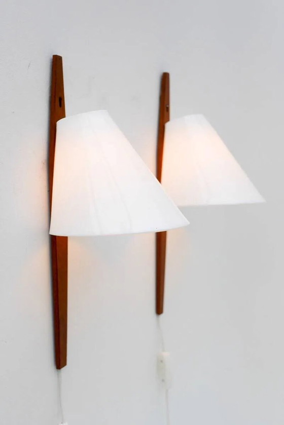 Mid-century moderne Zweedse wandlampen in teak van Uno & Östen Kristiansson voor Luxus, 1975, set van 2 (photo 12 of 21)