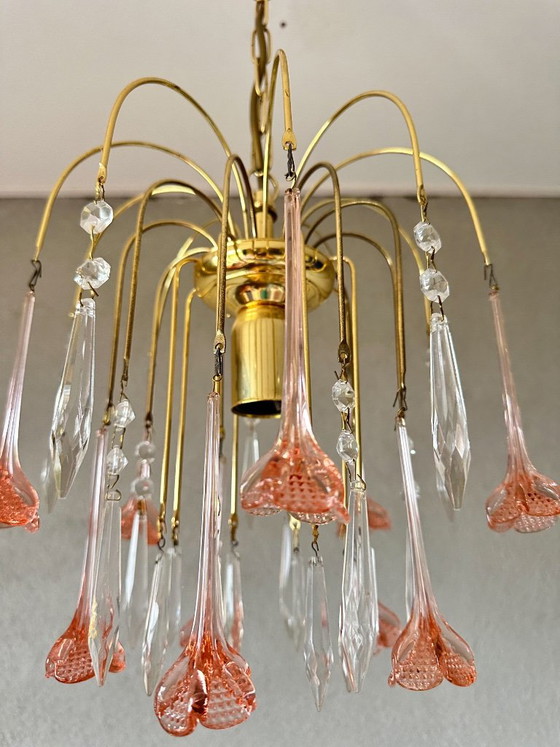 Vintage pink flower kroonluchter – Glass, Brass (photo 9 of 9)