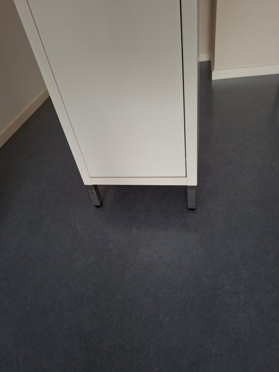 Image 1 of Badkamerkast wit - designmerk Detremmerie (België)