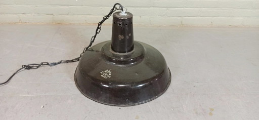 Lampe pendante en émail vintage industriel / d'usine