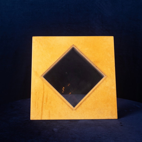 Giorgio Tura Natuurlijk Perkament en Plexiglas Fotolijst voor Tura Milano, 1980 – Lijsten, Leather, Modern (photo 2 of 16)