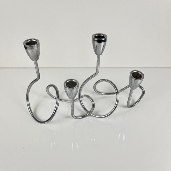 Kandelaar "loop"-stijl, 2000, van verchroomd metaal, Kandelaars en kaarsen, Zilver, Modern (foto 7 van 8)