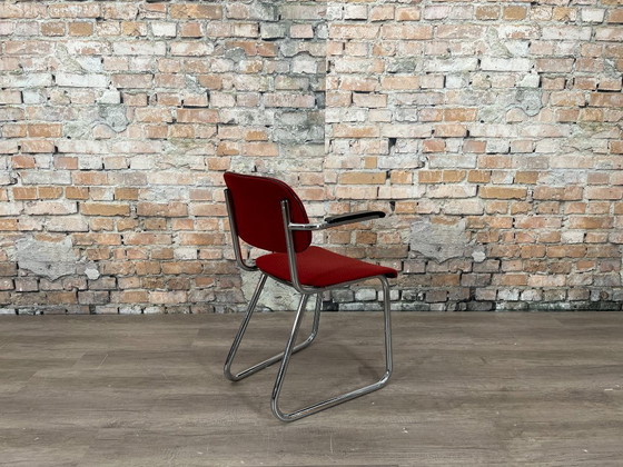 Ahrend Freischwinger Stuhl mit Rohrrahmen – Rot | Ahrend Design – Esszimmerstühle, Metal, Plastic (photo 4 of 16)
