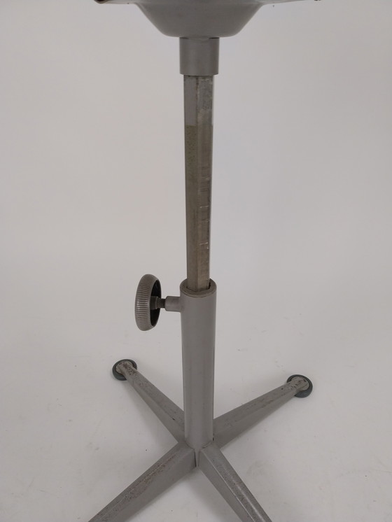 Image 1 of 1 x Friso Kramer stool by Ahrend de Circel 1950's