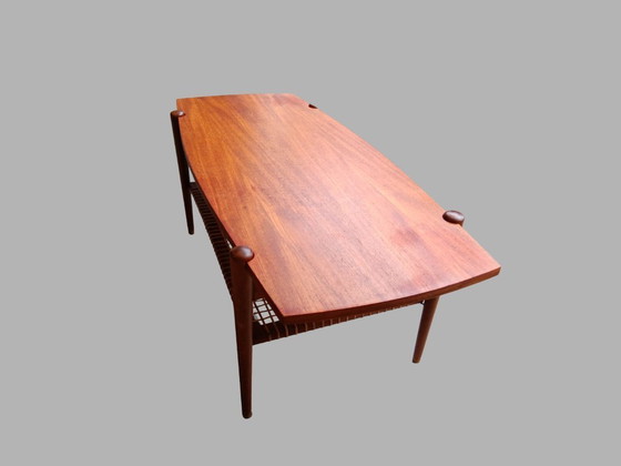 Image 1 of Tavolino da caffè Creafort in teak con piano reversibile e ripiano in rattan, anni '70