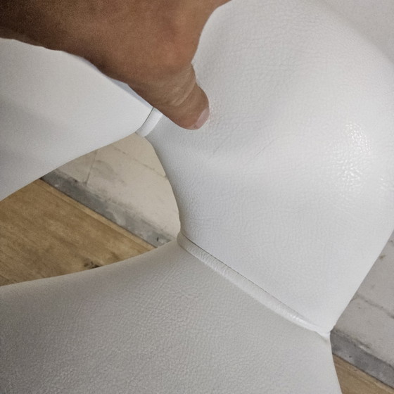 Image 1 of Vintage Frans Space Age Design Eetkamer set Boris Tabacoff Frankrijk 1970 chromen glazen eettafel + 4 leren stoelen