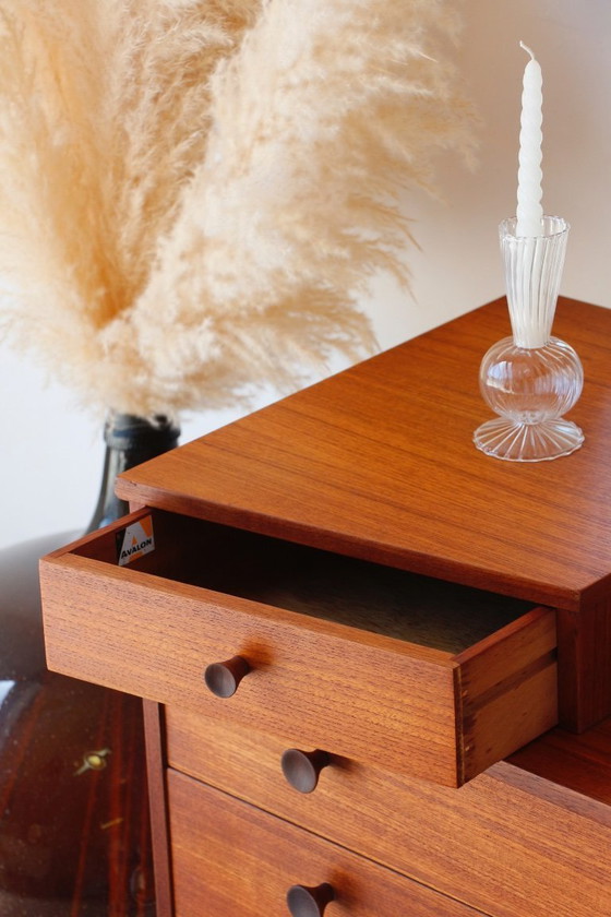 Image 1 of Vintage teakhouten kaptafel Avalon - Scandinavisch design uit het midden van de 20e eeuw