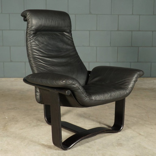 Fauteuil lounge vintage « Manta » – Ingmar Relling – Westnofa – 1970 – Wood, Leather (photo 2 of 15)